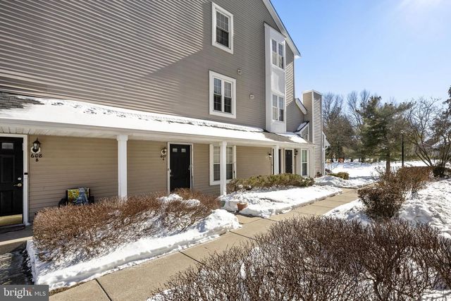 606-B SAXONY DR, Mount Laurel, NJ 08054