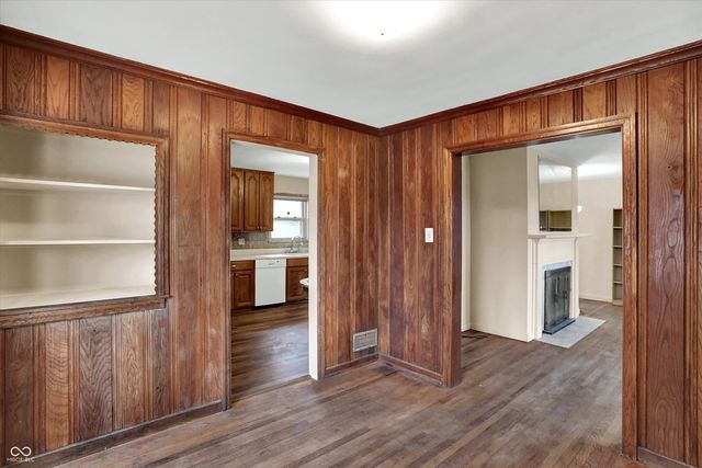 309 N 25th Avenue, Beech Grove, IN 46107