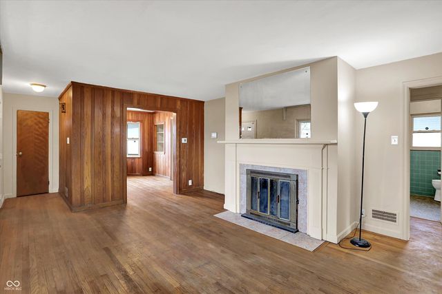 309 N 25th Avenue, Beech Grove, IN 46107