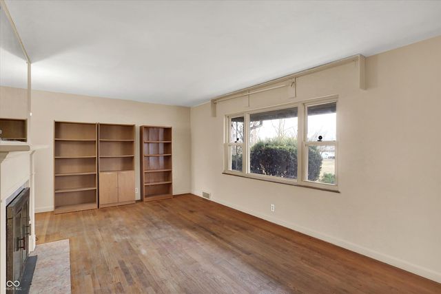 309 N 25th Avenue, Beech Grove, IN 46107