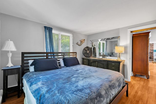 199 Edgewater Drive W, East Falmouth, MA 02536