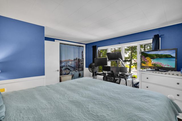 199 Edgewater Drive W, East Falmouth, MA 02536