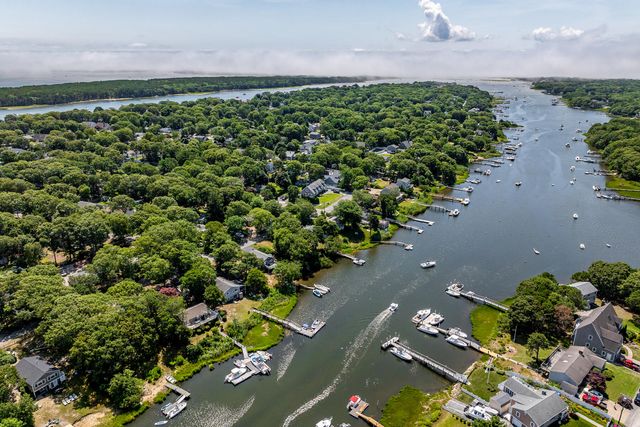 199 Edgewater Drive W, East Falmouth, MA 02536