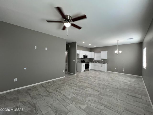 43 W Lester Street, Tucson, AZ 85705