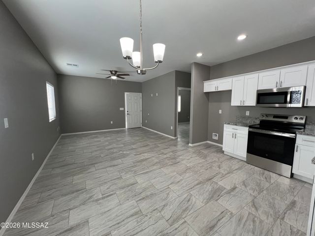 43 W Lester Street, Tucson, AZ 85705