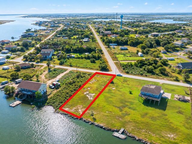 00 Bayou Drive, Hitchcock, TX 77563