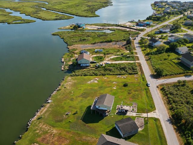 00 Bayou Drive, Hitchcock, TX 77563