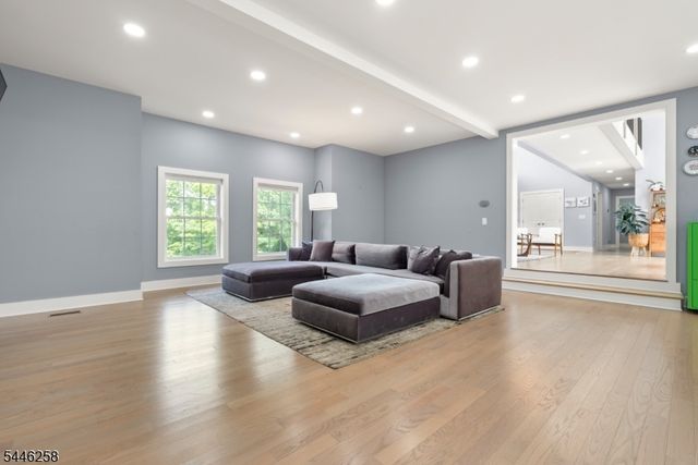 98 King George Rd, Warren Twp., NJ 07059