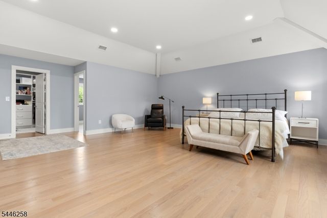 98 King George Rd, Warren Twp., NJ 07059
