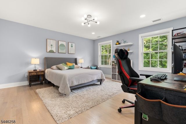 98 King George Rd, Warren Twp., NJ 07059