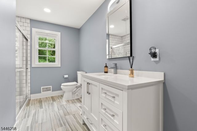 98 King George Rd, Warren Twp., NJ 07059