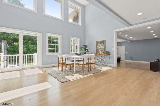 98 King George Rd, Warren Twp., NJ 07059