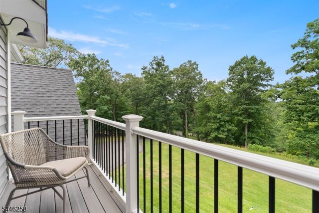 98 King George Rd, Warren Twp., NJ 07059