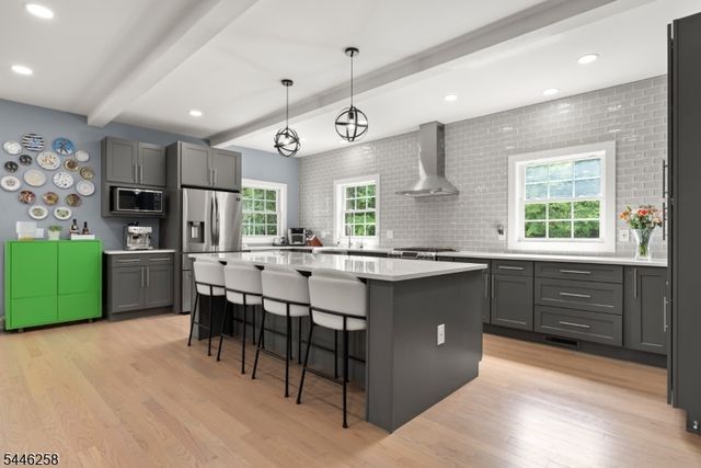 98 King George Rd, Warren Twp., NJ 07059