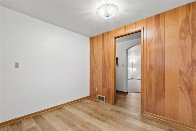 2089 Decorah ROAD, West Bend, WI 53095