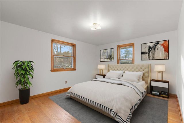 2089 Decorah ROAD, West Bend, WI 53095