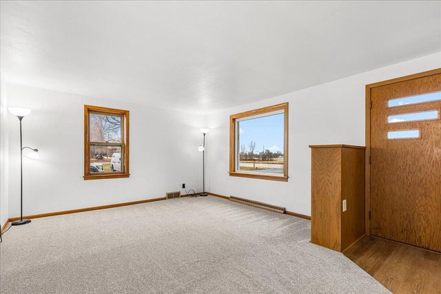 2089 Decorah ROAD, West Bend, WI 53095