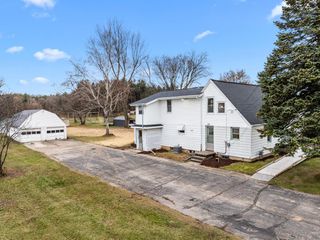 2089 Decorah ROAD, West Bend, WI 53095