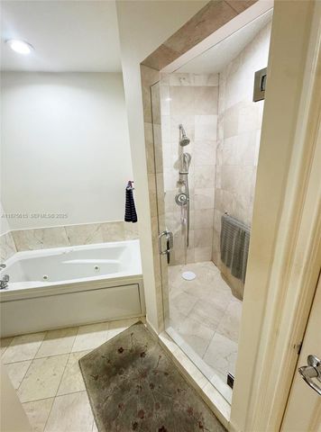 16101 Emerald Estates Dr 138, Weston, FL 33331