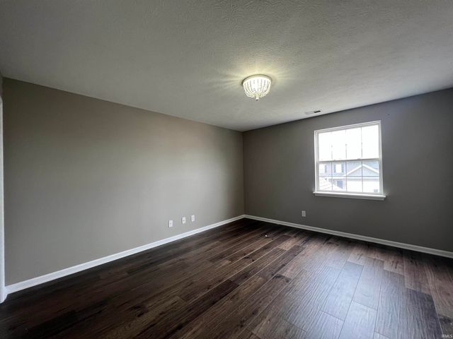 3158 CROOKED STICK Drive, Kokomo, IN 46902