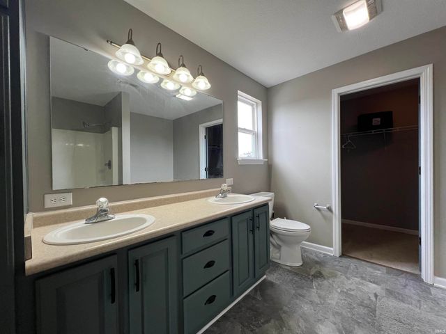 3158 CROOKED STICK Drive, Kokomo, IN 46902