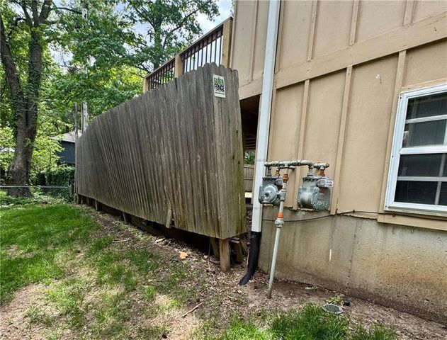 10151 W 96th Terrace, Overland Park, KS 66212