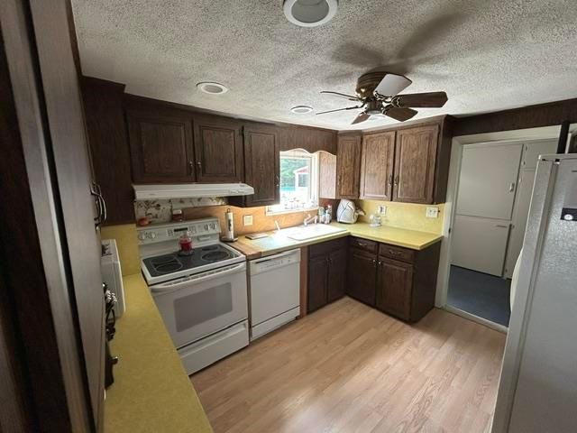 256 E Main Street, Hampstead, NH 03826