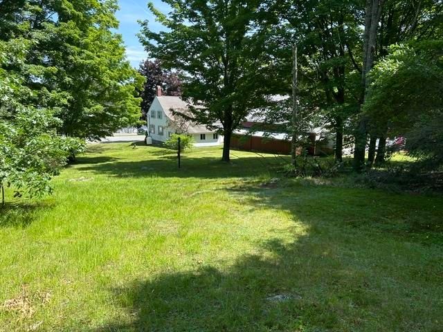 256 E Main Street, Hampstead, NH 03826