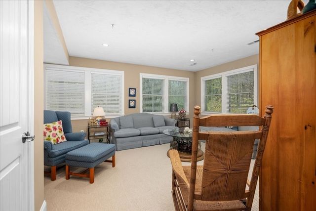 29 Lydias Way 29, Northborough, MA 01532