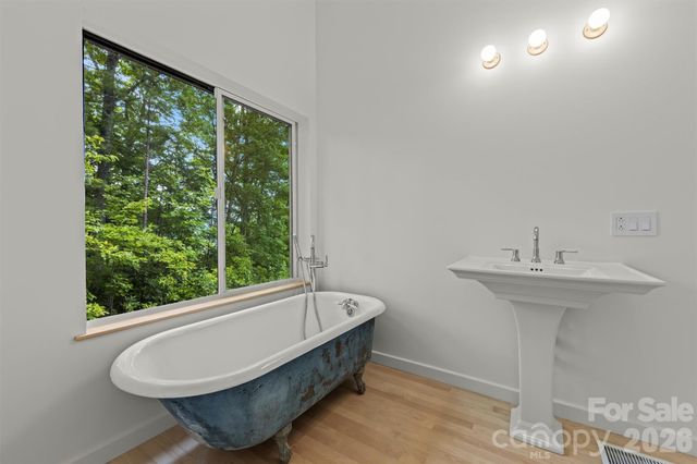 109 Pintail Place, Whittier, NC 28789
