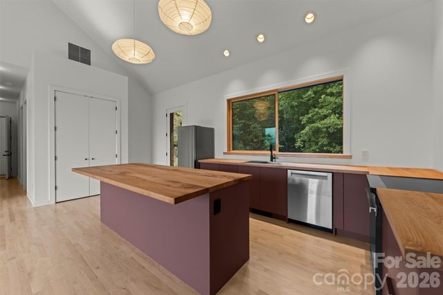 109 Pintail Place, Whittier, NC 28789