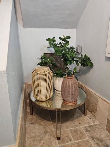 131 Zamora Ave 2, Coral Gables, FL 33134