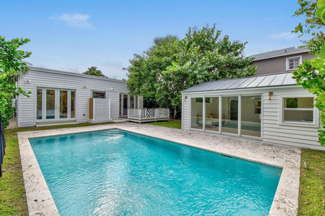 845 Sunset Road, West Palm Beach, FL 33401