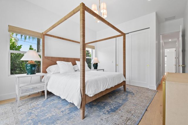 845 Sunset Road, West Palm Beach, FL 33401