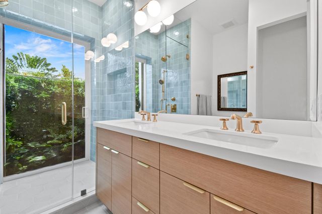 845 Sunset Road, West Palm Beach, FL 33401