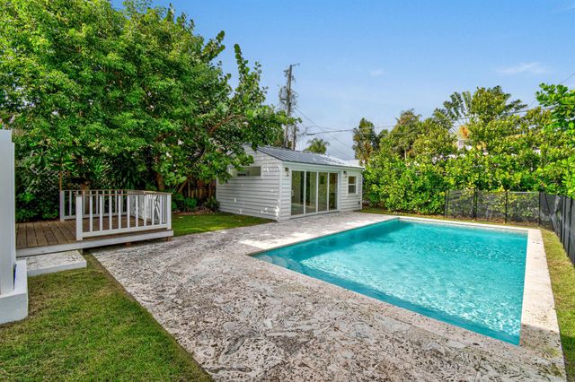 845 Sunset Road, West Palm Beach, FL 33401