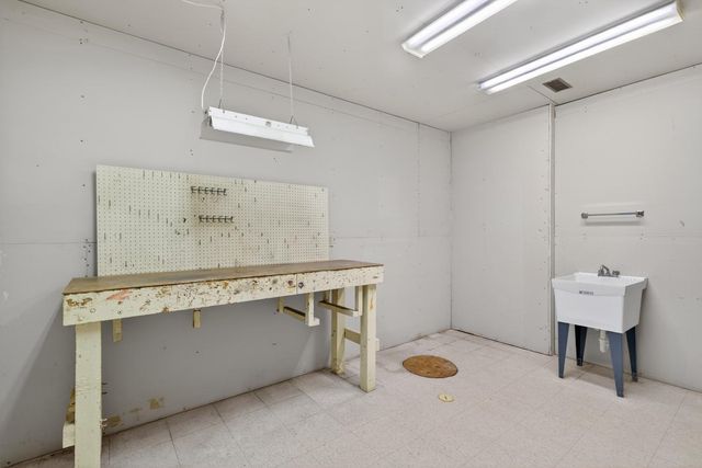 1131 Baird Lane NE, Rochester, MN 55906