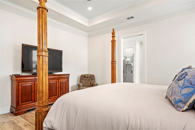 704 Abbey Road, Van Alstyne, TX 75495