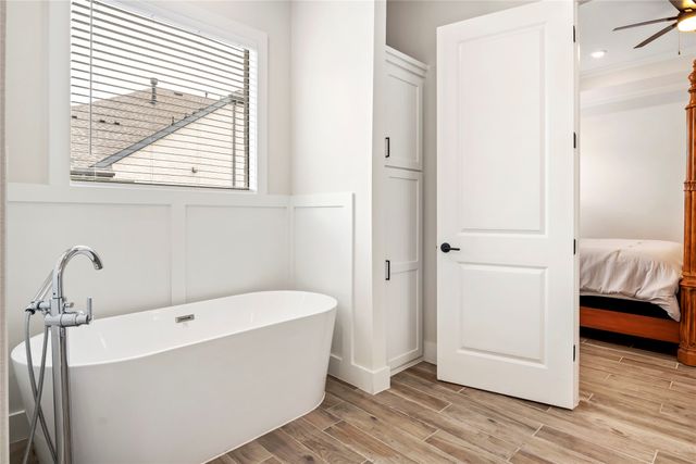 704 Abbey Road, Van Alstyne, TX 75495