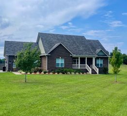 2480 Unionville Deason Rd, Bell Buckle, TN 37020