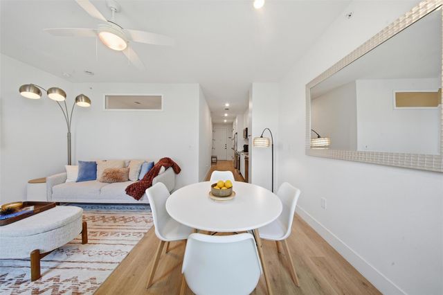 1701 Simond Ave 615, Austin, TX 78723