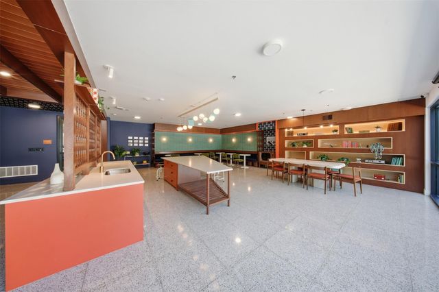 1701 Simond Ave 615, Austin, TX 78723