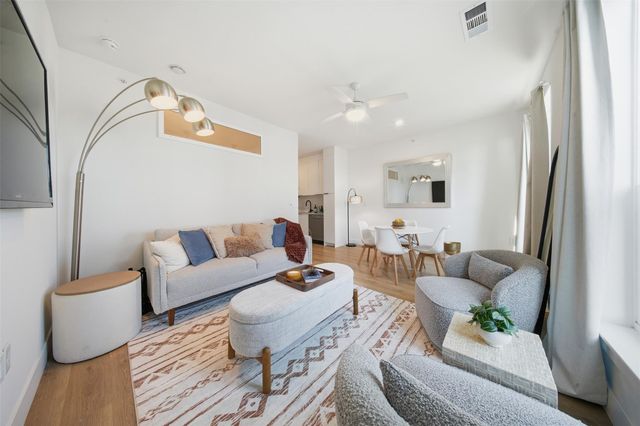 1701 Simond Ave 615, Austin, TX 78723