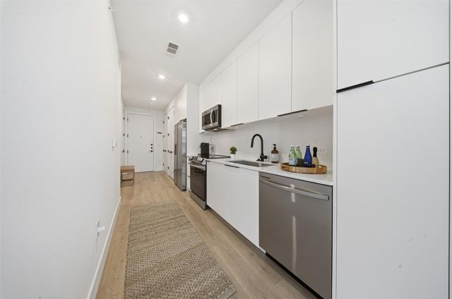 1701 Simond Ave 615, Austin, TX 78723