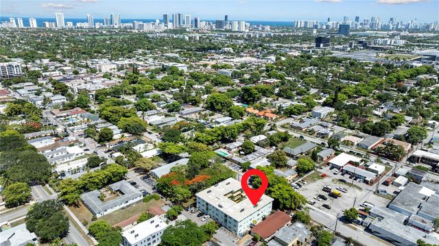 2031 Dewey Street 302, Hollywood, FL 33020
