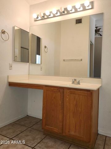 6424 W SADDLEHORN Road, Phoenix, AZ 85083