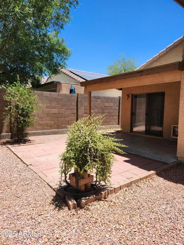 6424 W SADDLEHORN Road, Phoenix, AZ 85083