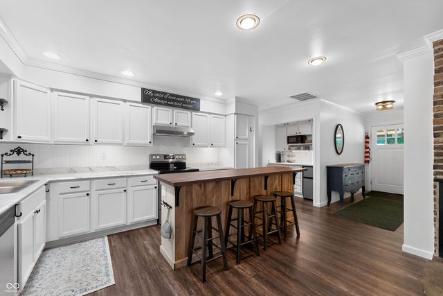 7906 Maple Drive, Nineveh, IN 46164