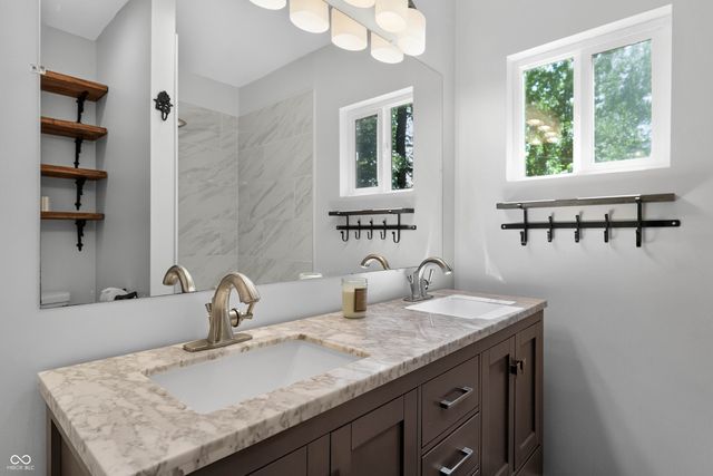 7906 Maple Drive, Nineveh, IN 46164