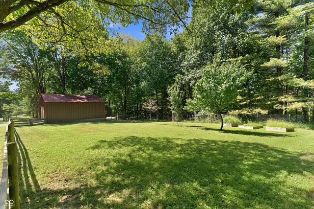 7906 Maple Drive, Nineveh, IN 46164